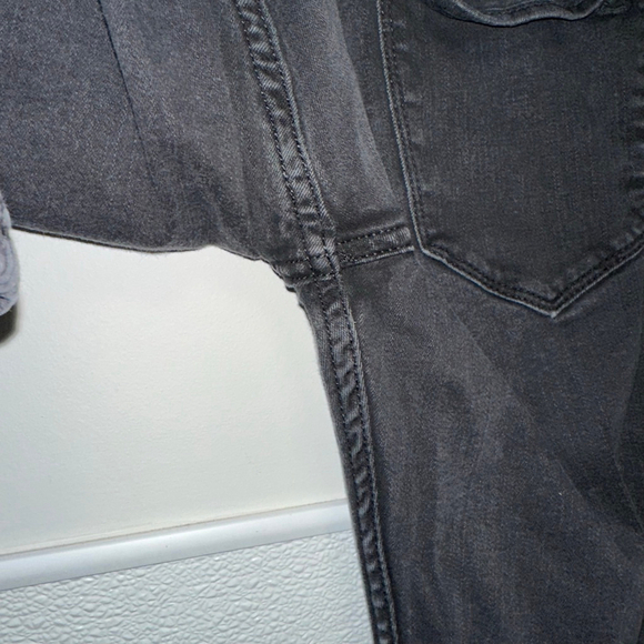 Women's Hollister Co. High-Rise Jean Leggings Black Size 7S Advanced Stretch - Picture 12 of 13